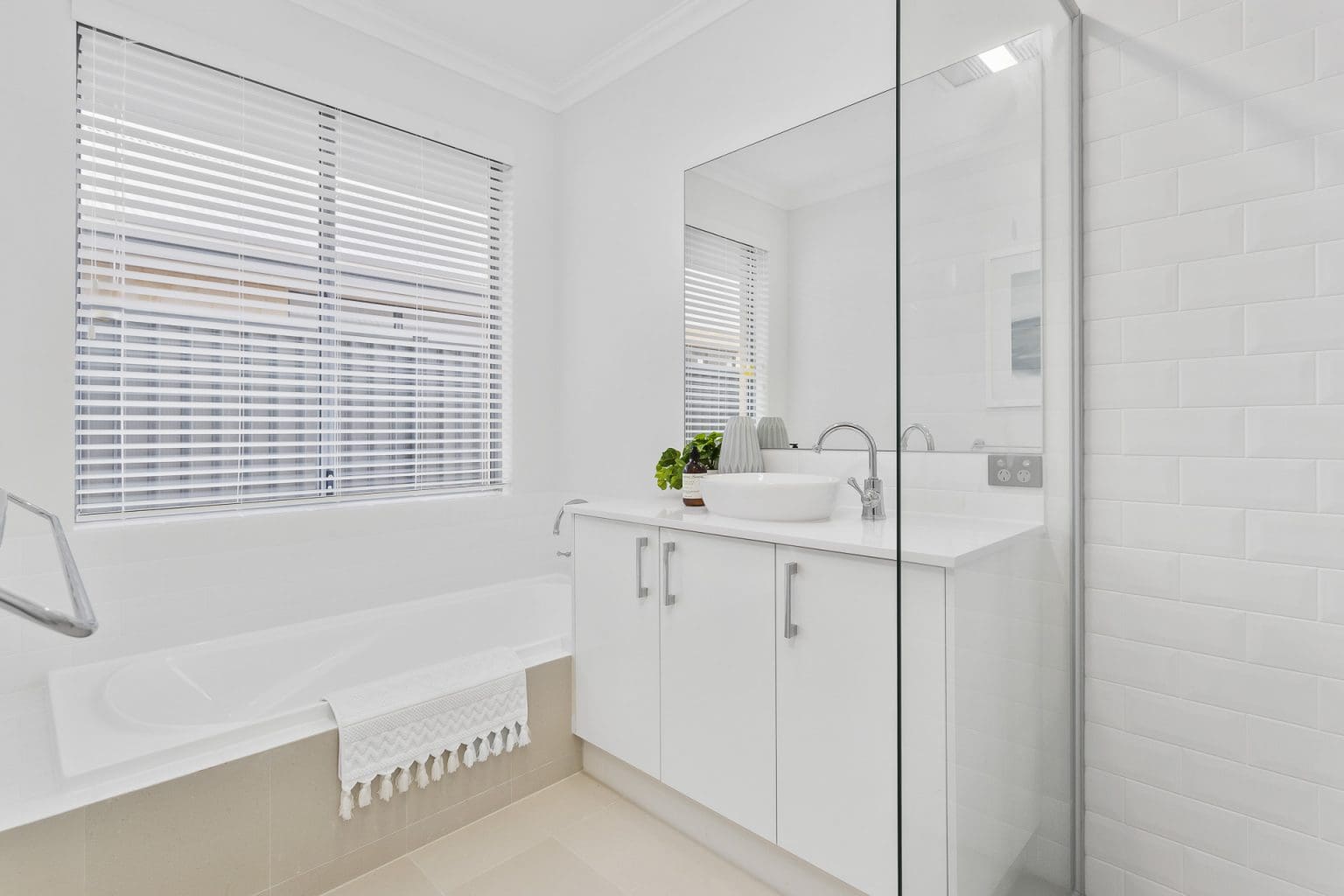 Bathroom (3)