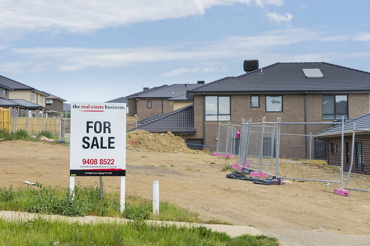 5 Reasons to Consider a Home and Land Package Endeavour Homes