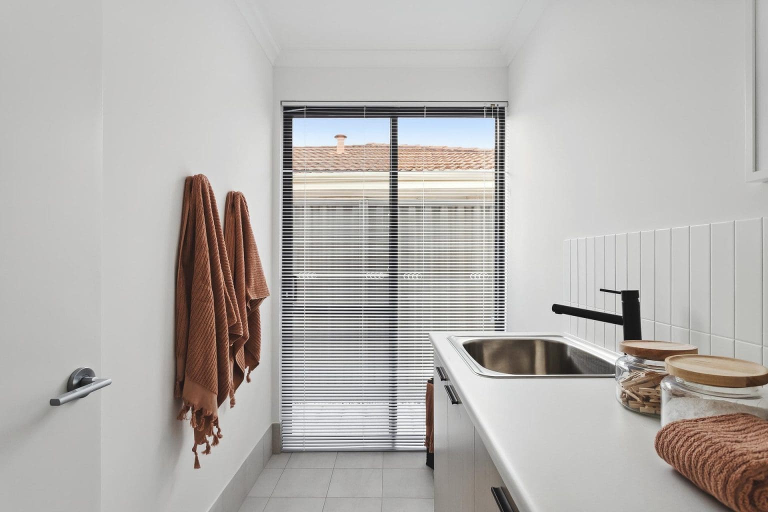 WEB 102 Alexander Drive, Dianella 28